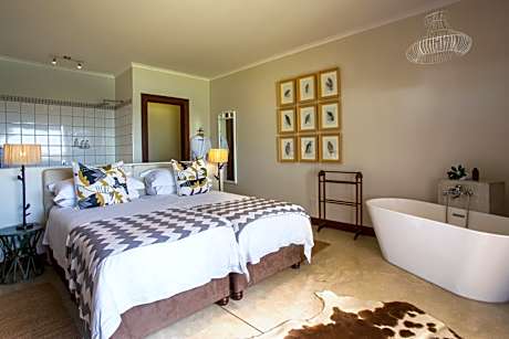 Elephant Garden Suite