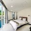 Crest72 Hotel