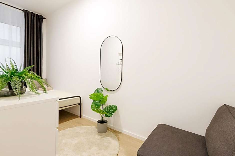 Central City Style Rooms by Home2