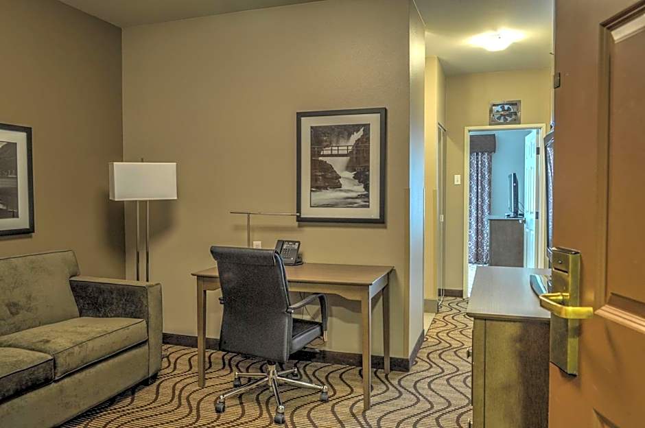 Best Western Plus Kalispell/Glacier Park West Hotel & Suites