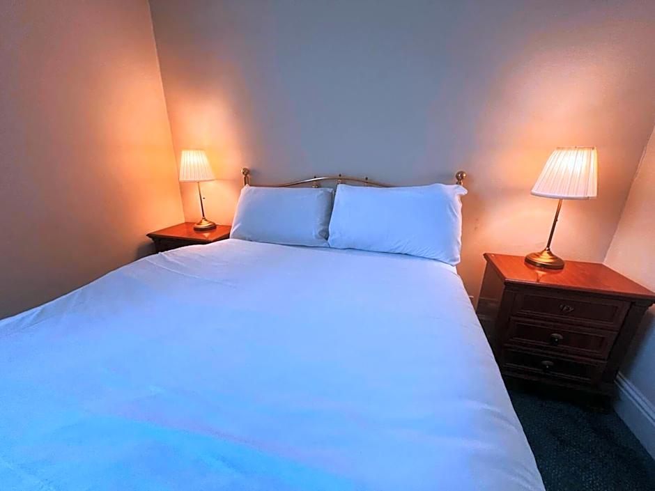 Helen's Hotel near Wembley