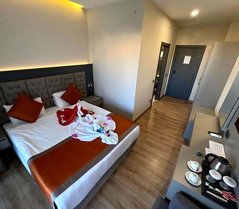 SiDE GOLDEN ROCK HOTEL&SPA