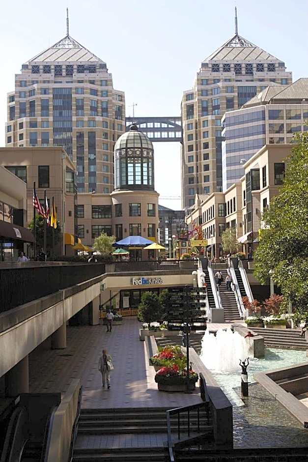 Hilton Oakland Airport