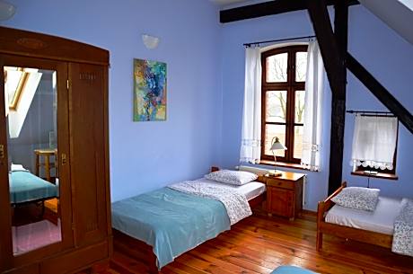 Triple Room with Bath