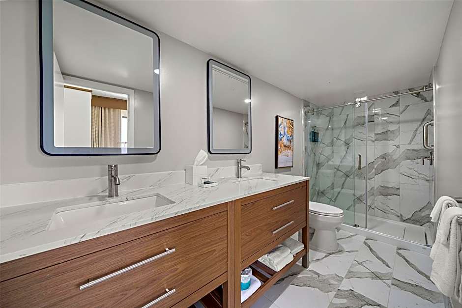 Hilton College Station And Conference Center