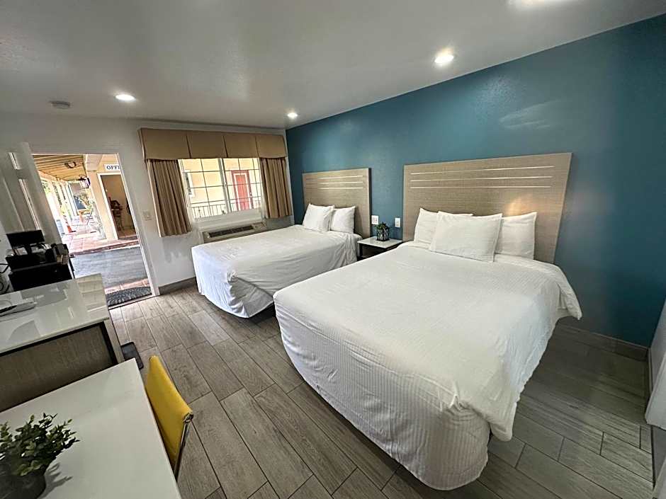 Town and Country Inn