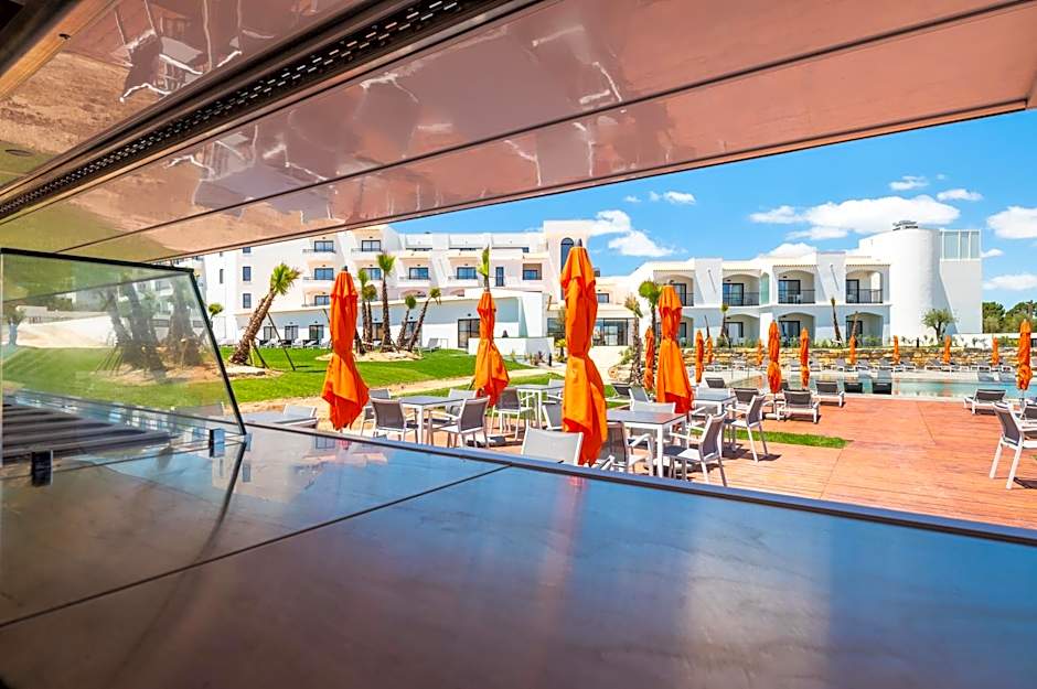 Regency Salgados Hotel and Spa