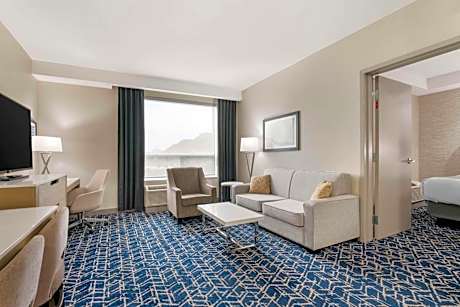 Queen Suite with Two Queen Beds