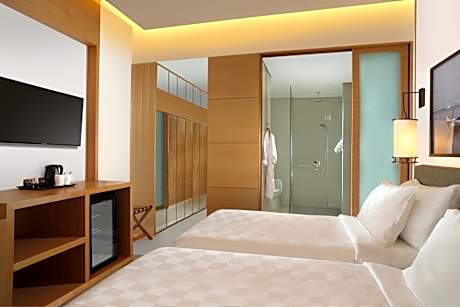 Deluxe Signature Twin Room
