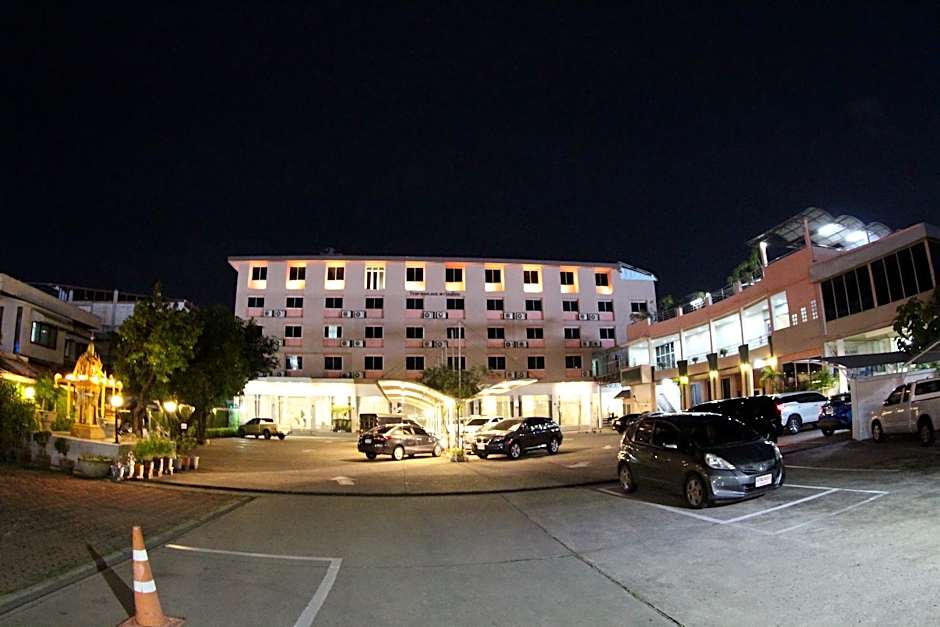 KS Pavilion Hotel