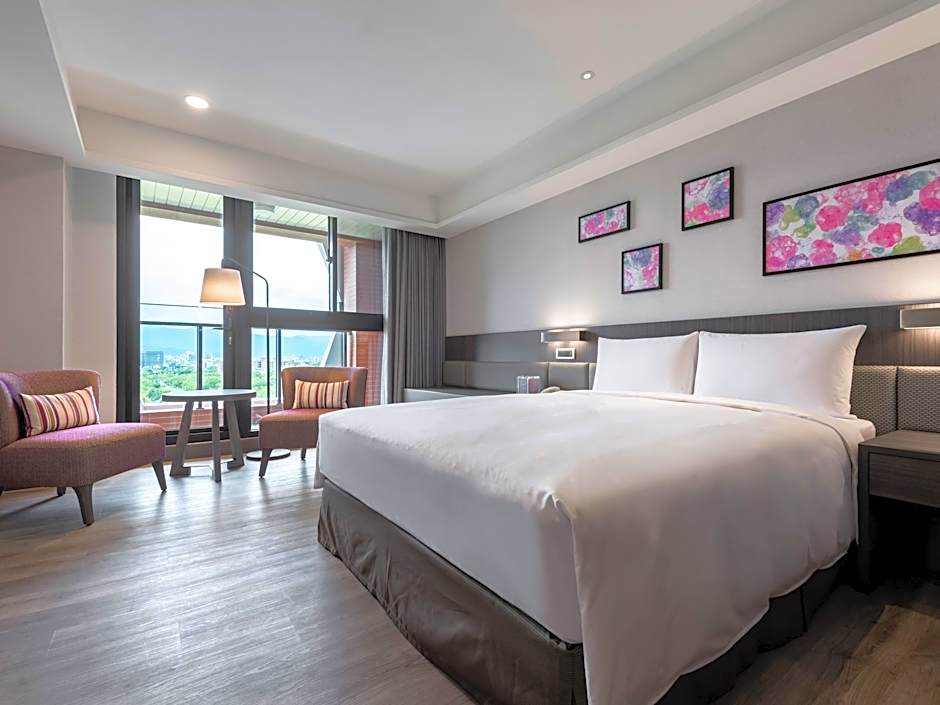 Lakeshore Hotel Yilan