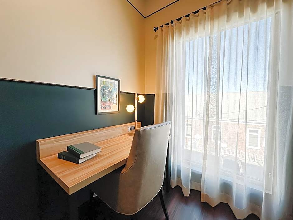 The Carpentry Hotel