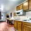 HomeTowne Studios & Suites Bentonville