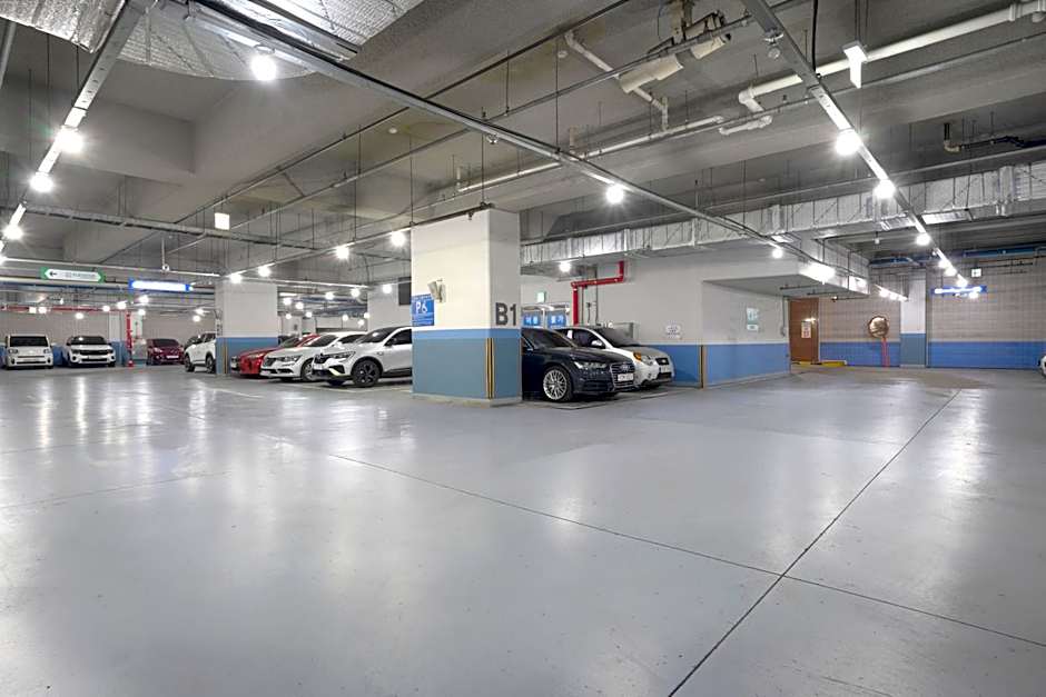 Toyoko Inn Daejeon Government Complex in front