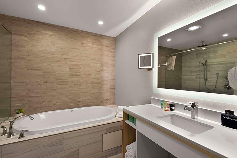 Wyndham Garden Galena Hotel & Day Spa