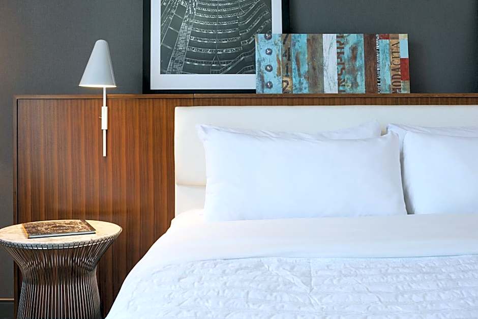 Le Meridien Chicago - Oakbrook Center