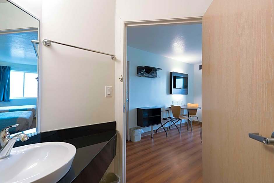 Motel 6-Pottstown, PA