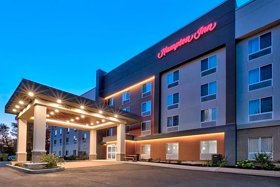 Hampton Inn By Hilton Waterbury