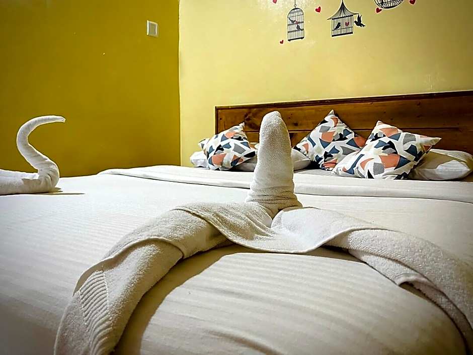 Daffodils Guest House – Calangute, KY