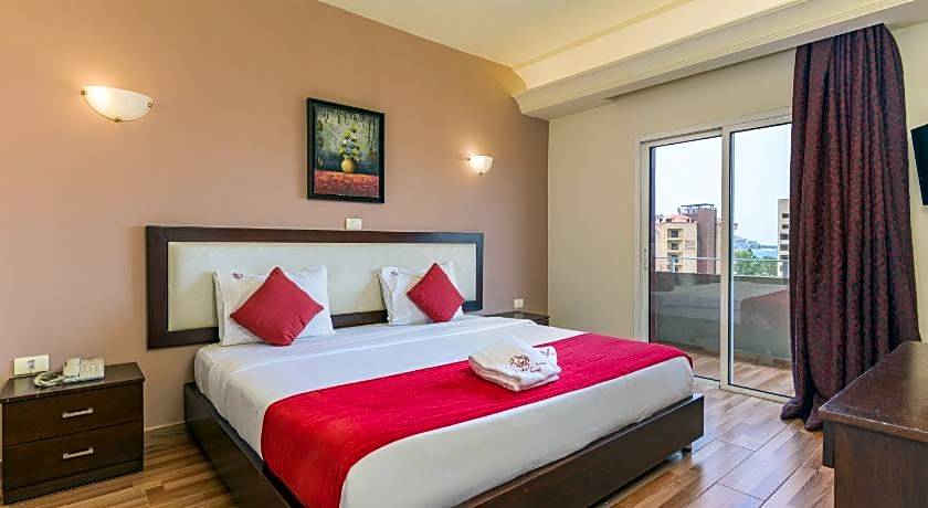 Al Murjan Palace Hotel