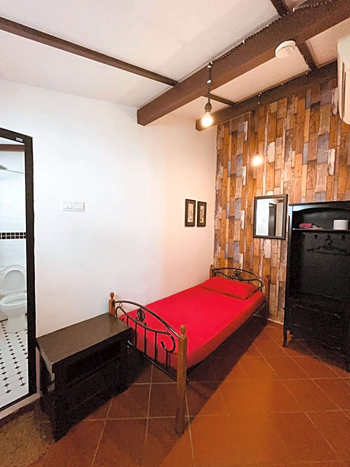 New Great Shanghai Female Hostel