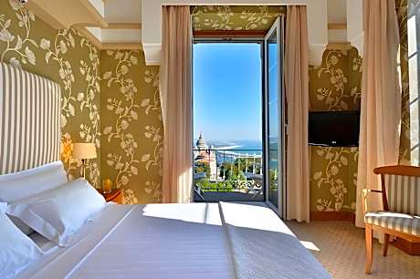 Superior View Double or Twin Room with Balcony