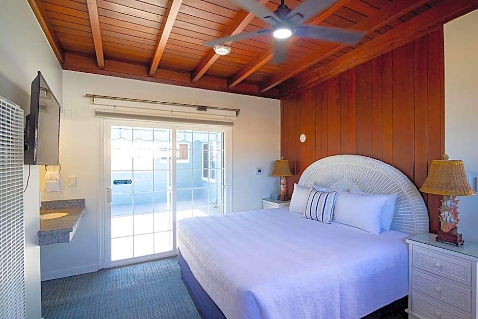 Edgewater Beach Inn