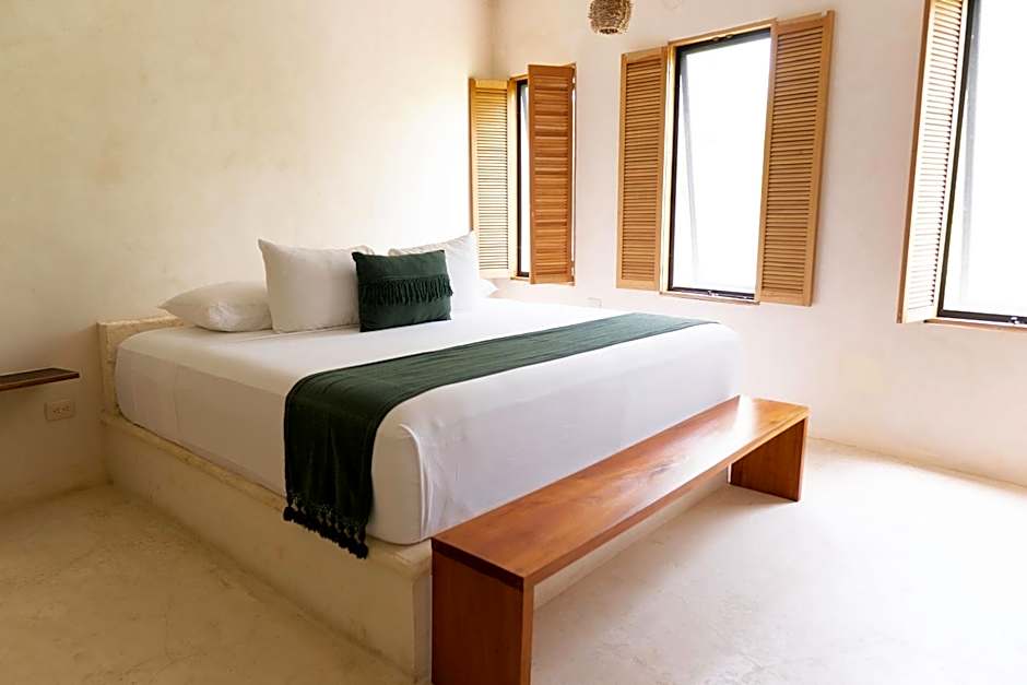 Koos Tulum Hotel
