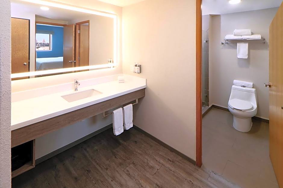 Holiday Inn Express Manzanillo By IHG