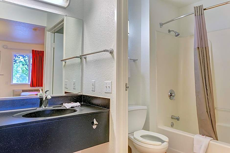 Motel 6-Rohnert Park, CA