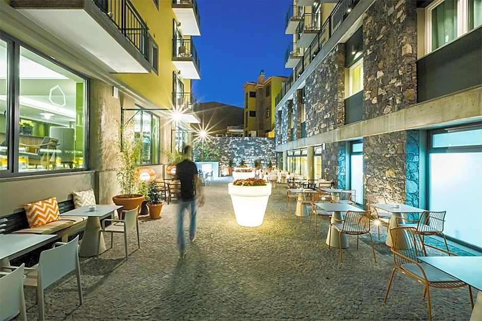 Castanheiro Boutique Hotel