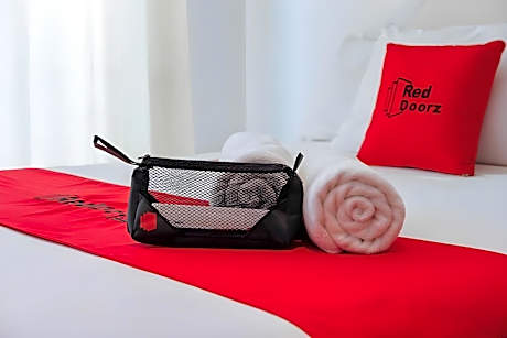 RedDoorz near Taman Merdeka Metro Lampung