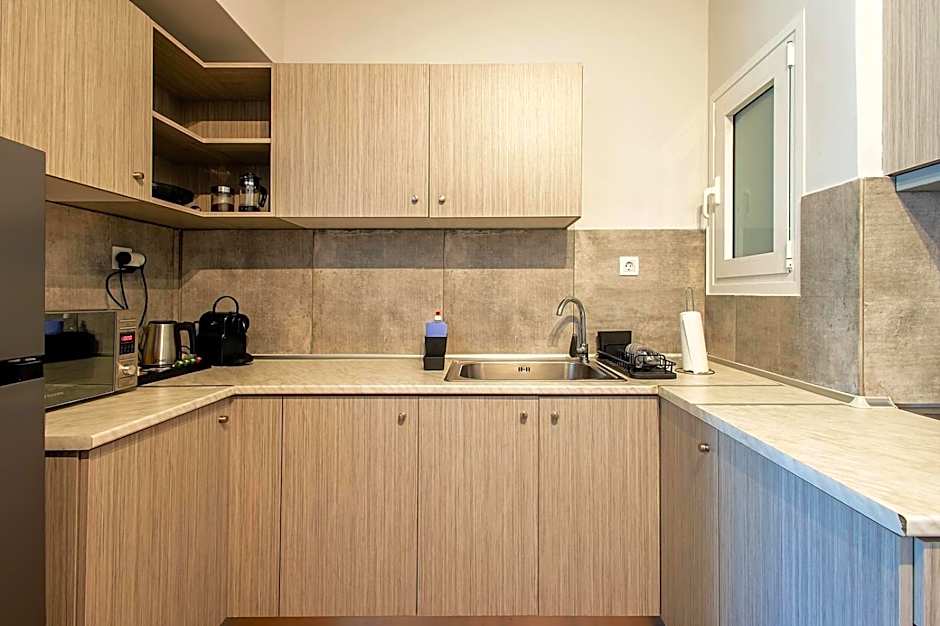 Aris123 by Smart Cozy Suites - Apartments in the heart of Athens - 5 minutes from metro - Available 24hr