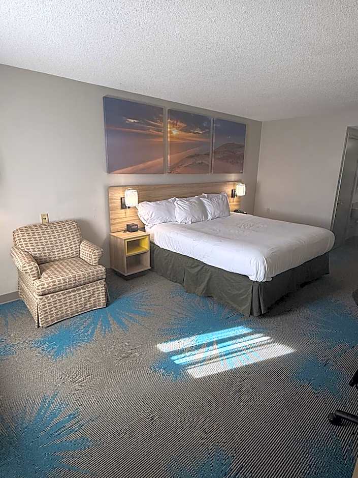 Days Inn by Wyndham Hannibal