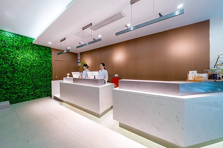 Poly Zhongda Viverton Apartment (free shuttle bus during the Canton Fair)