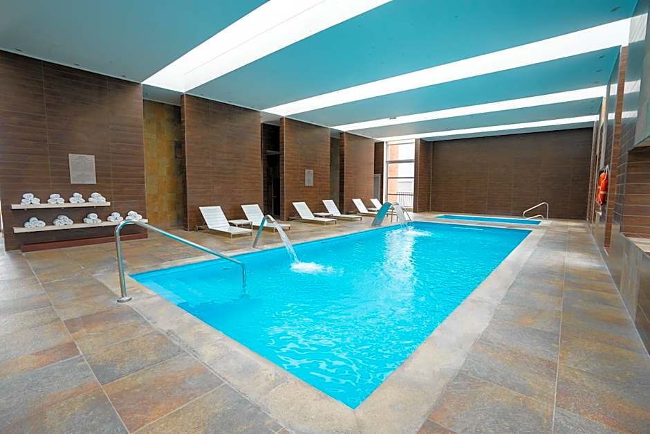 Hilton Garden Inn Santiago Airport