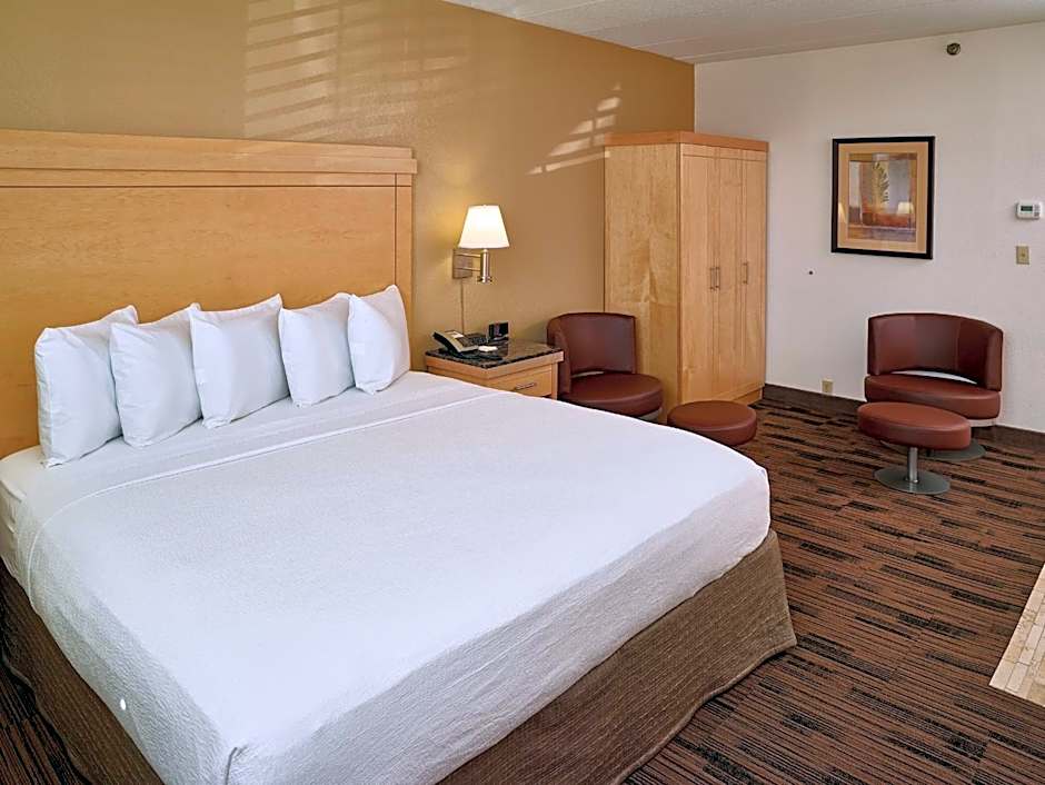 Livinn Hotel Maplewood