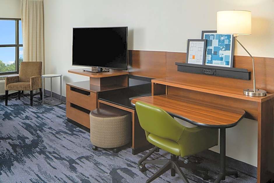 Fairfield Inn & Suites by Marriott Atlanta Airport South/Sullivan Road