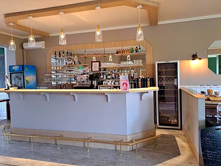 Logis Hôtel Restaurant Le Lascaux