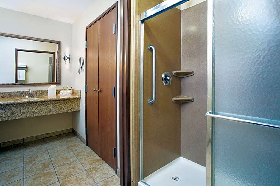 Holiday Inn Express and Suites Los Alamos Entrada Park By IHG