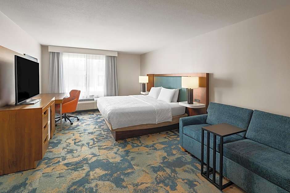 Hampton Inn & Suites Bremerton