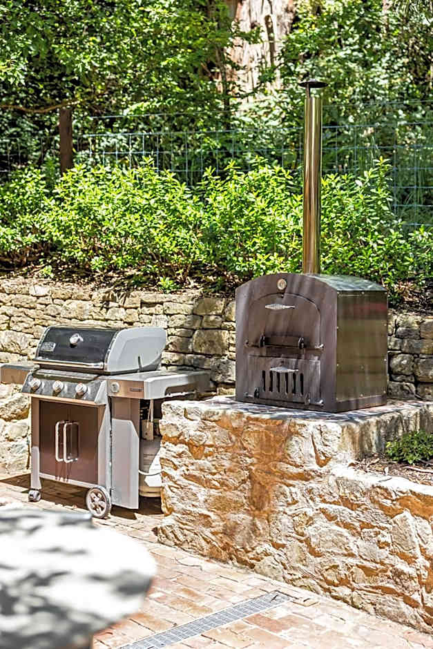 FROGWELL HOLLOW immerse into an idyllic fairytale