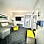 Comfort Inn & Suites Calhoun South