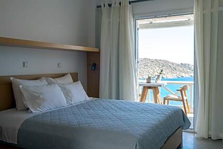 Superior Twin Room with Sea View