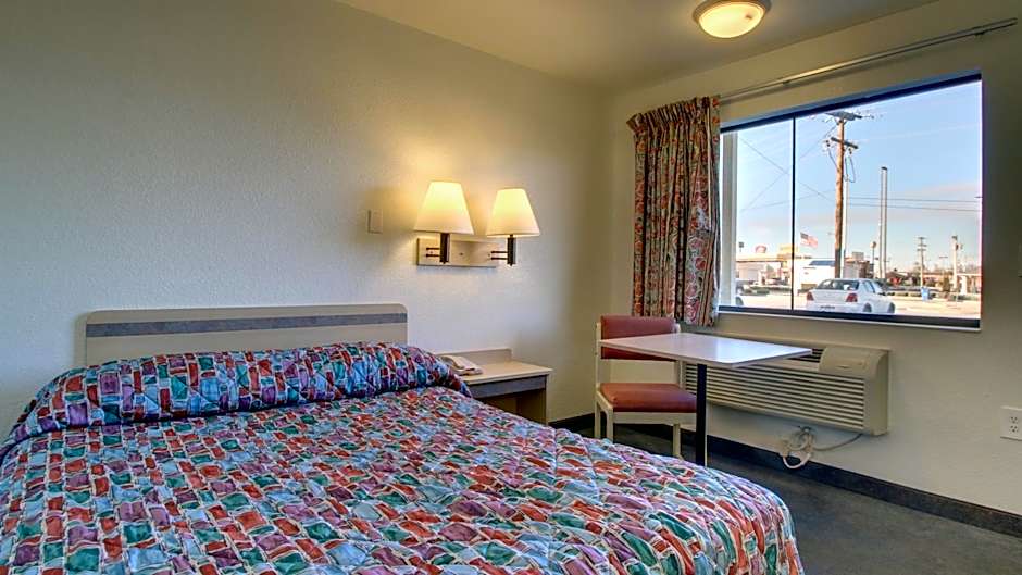 Motel 6-Owensboro, KY