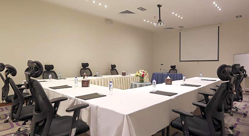 Qaser Alhamra Hotel Riyadh