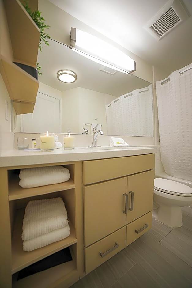 Candlewood Suites Miami Intl Airport - 36th St By IHG