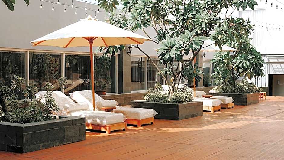 Ascent Premiere Pasuruan