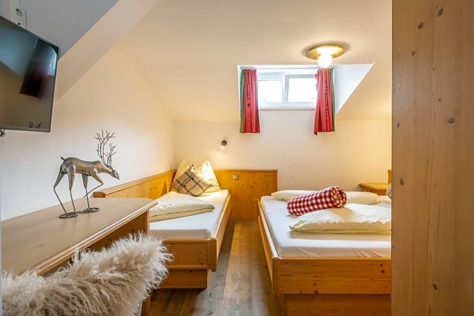 Mara's Little Boutique Sleepover - Budget Holiday Home