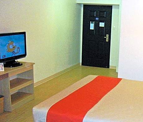King Room - Non-Smoking
